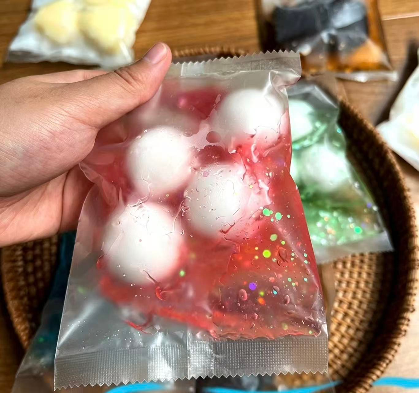解压脆皮捏捏乐手作球减压神器手作袋脆脆的声控爆浆解压玩具 - 图片 2