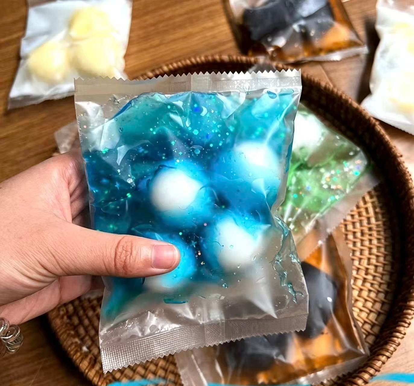 解压脆皮捏捏乐手作球减压神器手作袋脆脆的声控爆浆解压玩具 - 图片 3